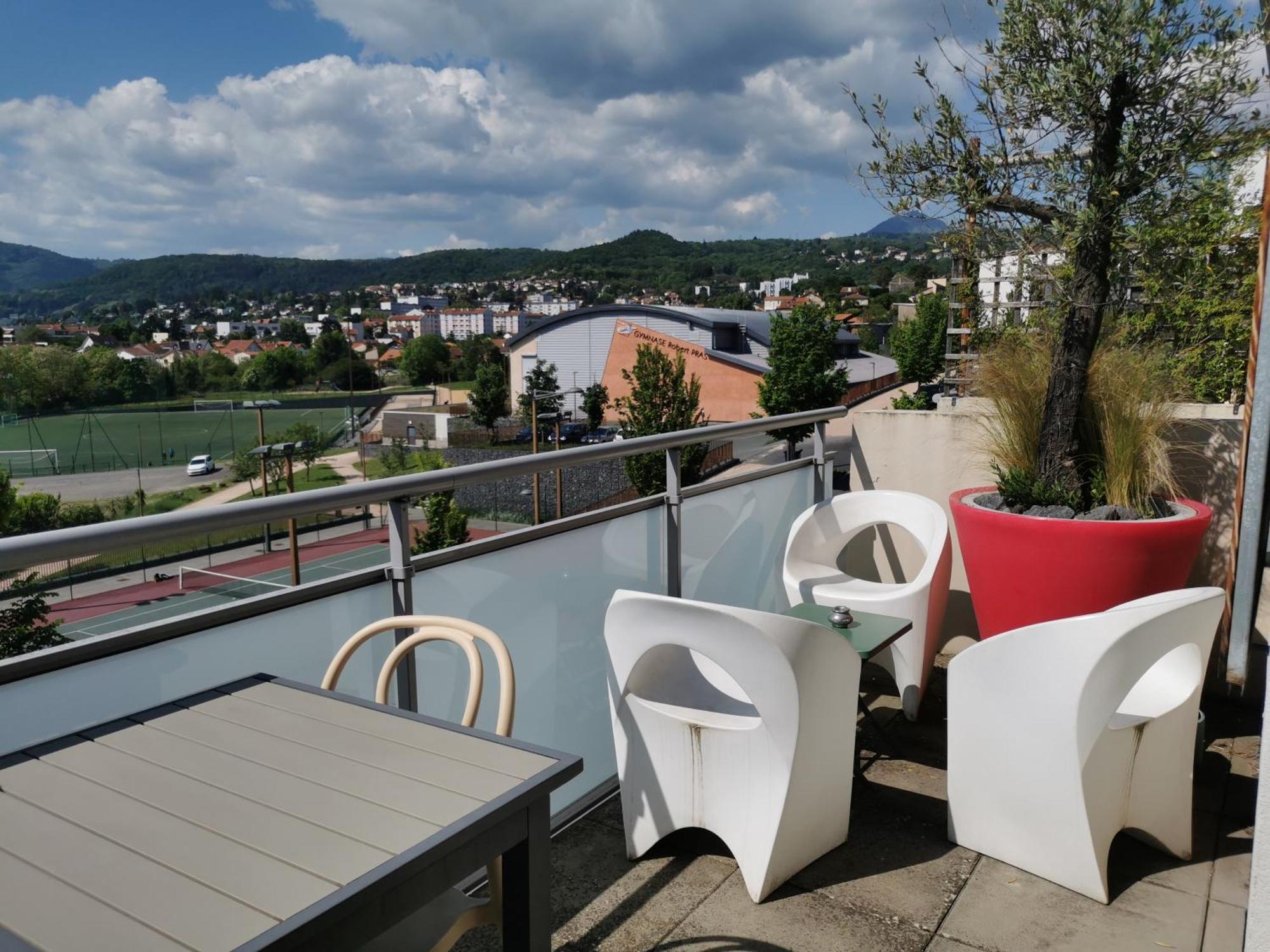 Détente Garantie Clermont-Ferrand Extérieur photo
